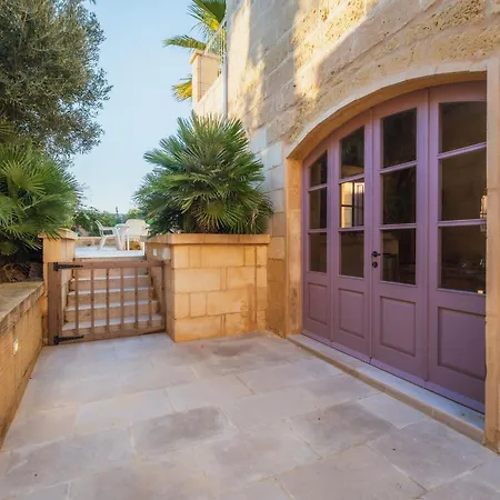 Rustic Retreat With Pool Villa San Lawrenz