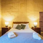 Rustic Retreat With Pool * سان لاورينْتْسْ