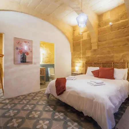 Rustic Retreat With Pool Вилла