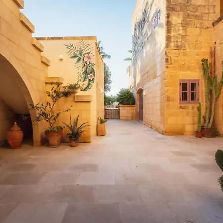 Вилла Rustic Retreat With Pool Сан Лоренц