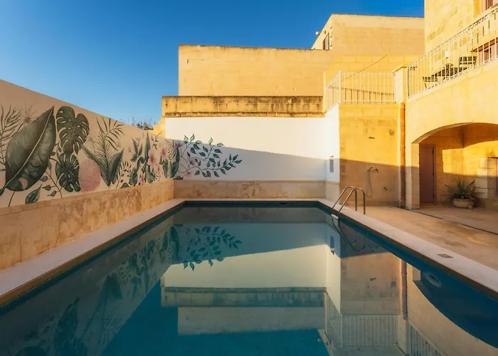 Rustic Retreat With Pool * San Lawrenz