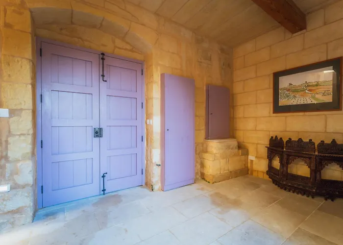 Rustic Retreat With Pool סן לורנץ