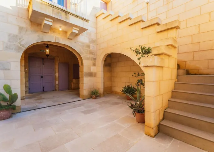 Rustic Retreat With Pool סן לורנץ